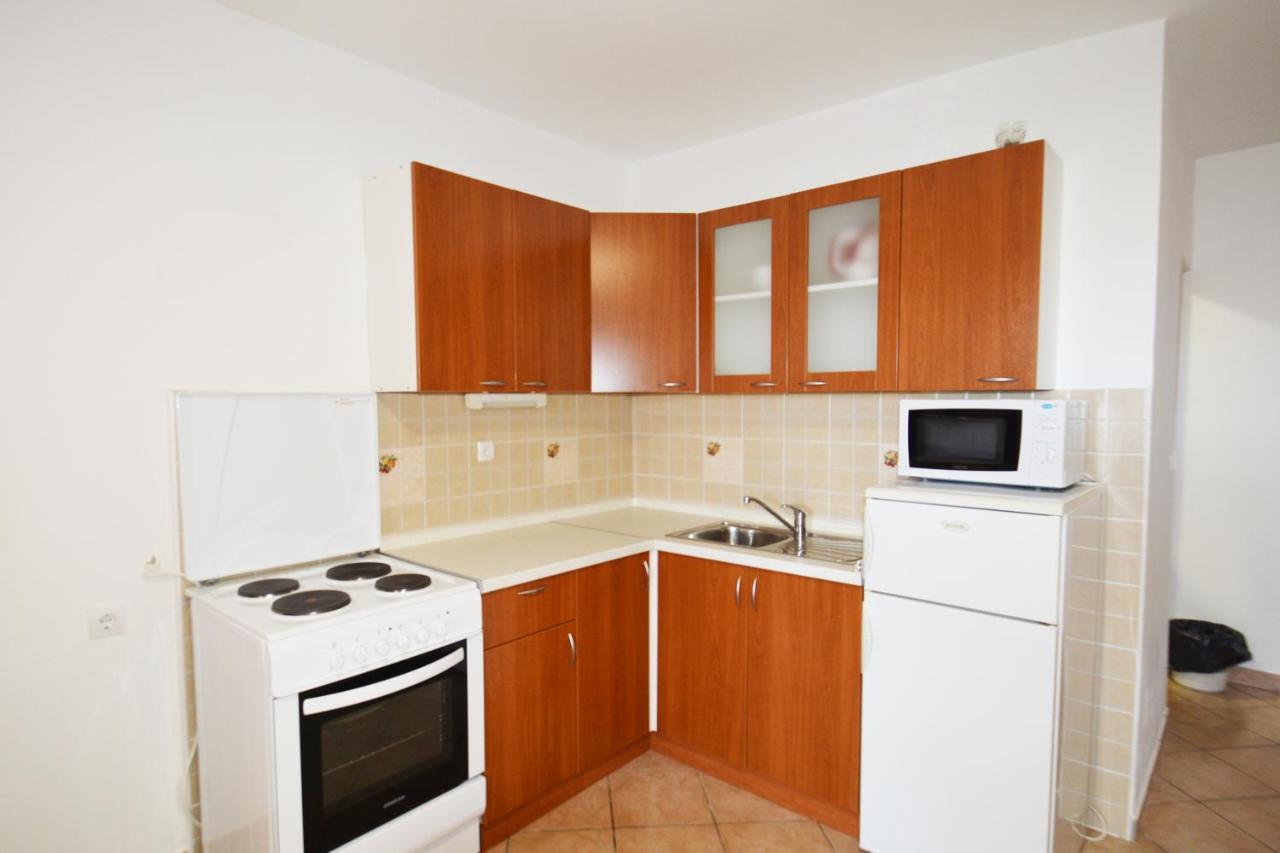 Apartments Barbati Kustići Buitenkant foto