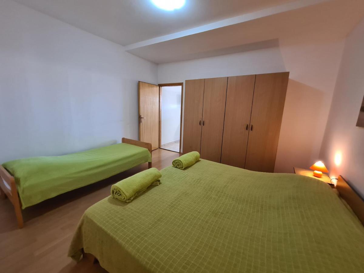 Apartments Barbati Kustići Buitenkant foto