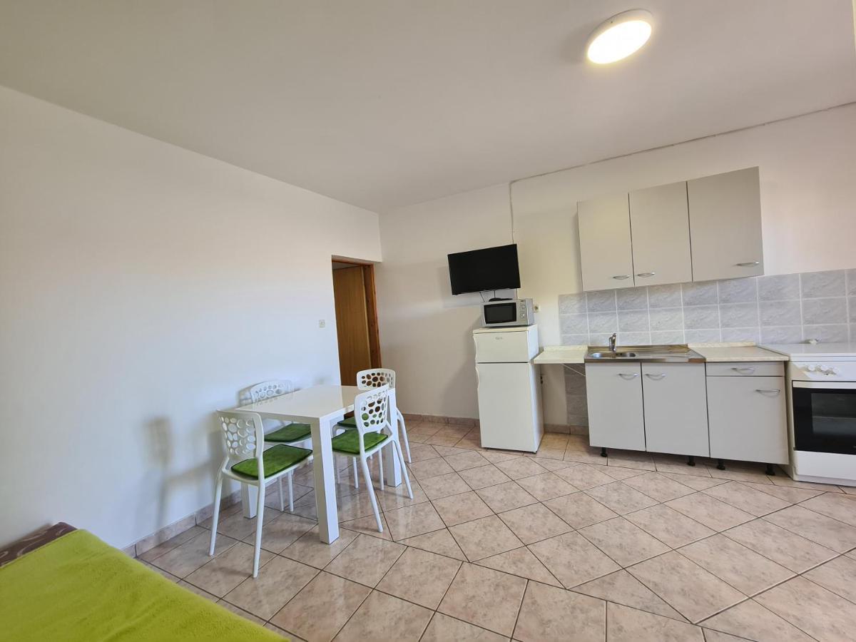 Apartments Barbati Kustići Buitenkant foto