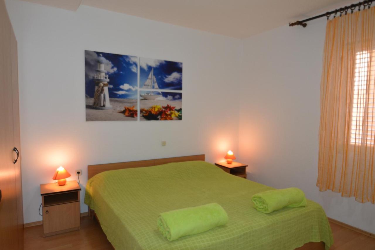 Apartments Barbati Kustići Buitenkant foto