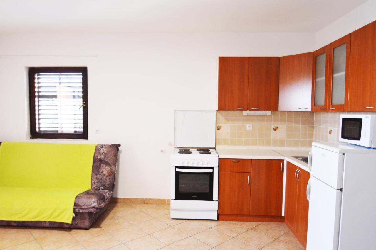 Apartments Barbati Kustići Buitenkant foto