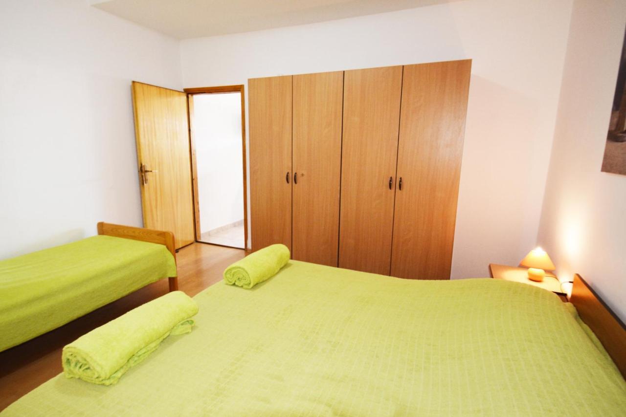 Apartments Barbati Kustići Buitenkant foto